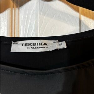 Black Top with TEKBIKA Label